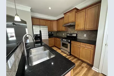 10827 Yorkwood Street, Johns Creek, GA 30097 - Photo 9