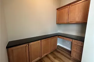 10827 Yorkwood St, Johns Creek, GA 30097 - Photo 5