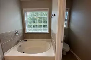 10827 Yorkwood St, Johns Creek, GA 30097 - Photo 17