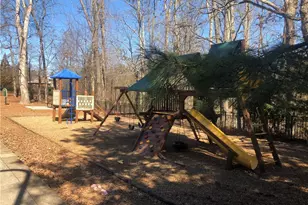 10827 Yorkwood St, Johns Creek, GA 30097 - Photo 35