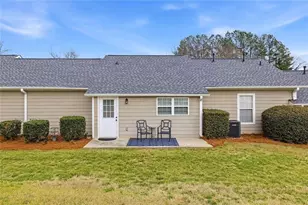 2982 Bentley Park Cir, Gainesville, GA 30504 - Photo 29