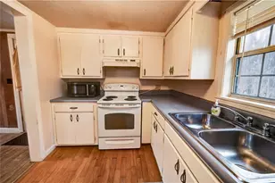 1021 Newtown Creek Loop NE, Calhoun, GA 30701 - Photo 9