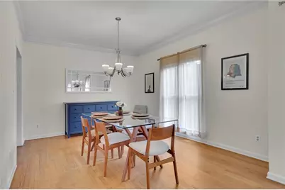 1543 Laurel Park Circle NE, Atlanta, GA 30329 - Photo 9