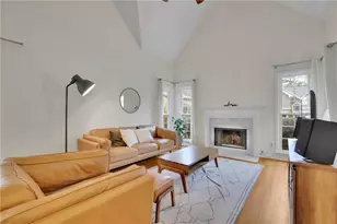 1543 Laurel Park Circle NE, Atlanta, GA 30329 - Photo 7