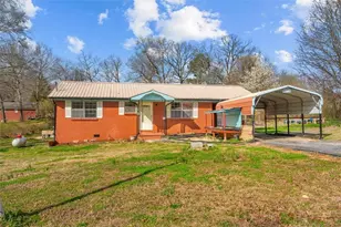 133 Rolling Acres 2nd St, Calhoun, GA 30103 - Photo 3