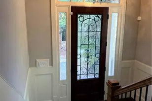 2617 Canterbury Trail NE, Atlanta, GA 30324 - Photo 3