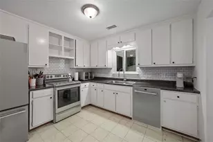 2896 Lakemont Dr SW, Marietta, GA 30060 - Photo 17