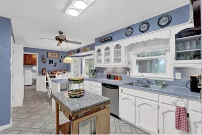 2014 Clipper Straits, Snellville, GA 30078 - Photo 17