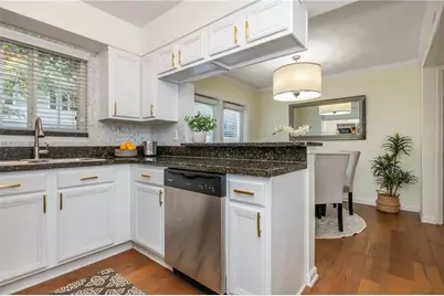 6940 Roswell Road #B4, Sandy Springs, GA 30328 - Photo 9