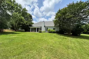 305 Hollybush Ct, Ball Ground, GA 30107 - Photo 41