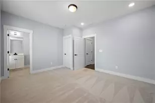 1048 Claudette Colvin Ct, Atlanta, GA 30318 - Photo 17