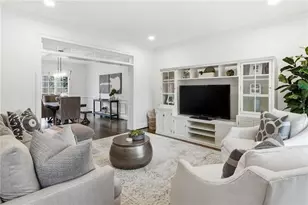 2105 Lake Grove Ln, Alpharetta, GA 30004 - Photo 11