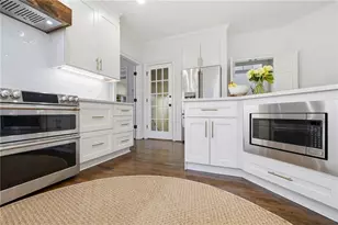 2105 Lake Grove Ln, Alpharetta, GA 30004 - Photo 3