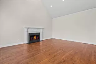 5153 Goodchild Ct, Dunwoody, GA 30338 - Photo 13