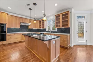 5153 Goodchild Ct, Dunwoody, GA 30338 - Photo 19