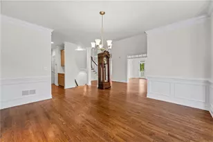 5153 Goodchild Ct, Dunwoody, GA 30338 - Photo 11