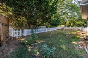 1465 Pounds Rd SW, Lilburn, GA 30047 - Photo 29