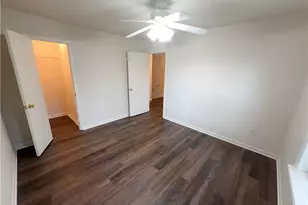 806 Brighton Point, Atlanta, GA 30328 - Photo 15