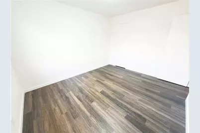 806 Brighton Point, Atlanta, GA 30328 - Photo 3