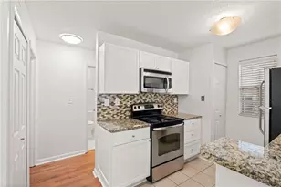 606 Cypress Pointe St, Alpharetta, GA 30022 - Photo 25