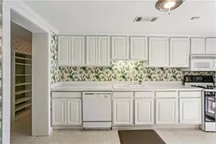 5622 Williamsburg, Norcross, GA 30093 - Photo 31