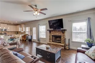 561 James Madison Ct, Jefferson, GA 30549 - Photo 9