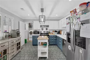 635 Oxford Hall Dr, Lawrenceville, GA 30044 - Photo 13