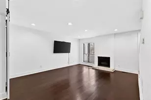 2226 Spring Walk Ct, Atlanta, GA 30341 - Photo 3