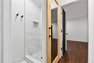 2226 Spring Walk Ct, Atlanta, GA 30341 - Photo 23
