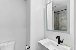 2226 Spring Walk Ct, Atlanta, GA 30341 - Photo 19