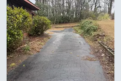 6896 Florence Dr, Lithia Springs, GA 30122 - Photo 3