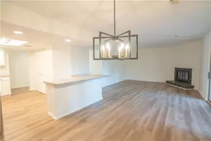 2094 Powers Ferry Trce SE, Marietta, GA 30067 - Photo 9