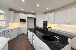 285 Spalding Springs Ln, Atlanta, GA 30350 - Photo 11