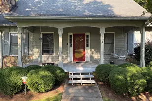 958 Sweet Briar Trail SE, Conyers, GA 30094 - Photo 5