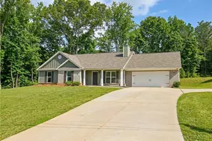 1374 Hardigree Rd, Winder, GA 30680 - Photo 1