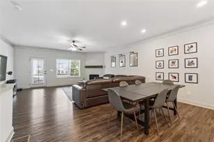 421 Stovall Pl, Woodstock, GA 30188 - Photo 3