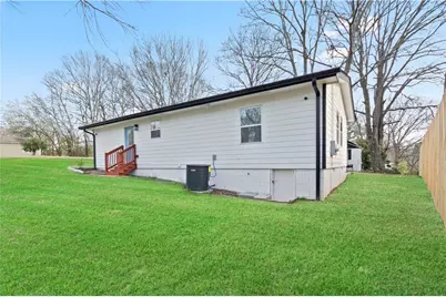 586 High Drive, Forest Park, GA 30297 - Photo 5