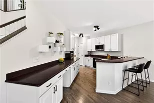 1926 Regency Cove Ct, Atlanta, GA 30341 - Photo 7