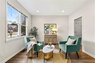 1926 Regency Cove Ct, Atlanta, GA 30341 - Photo 5