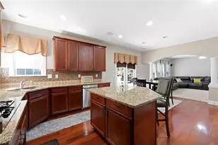 4185 Brumby Ln, Cumming, GA 30041 - Photo 11