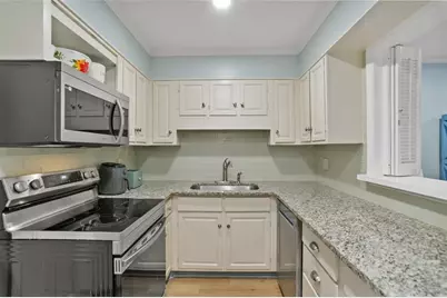 70 Old Ivy Road NE #54, Atlanta, GA 30342 - Photo 9