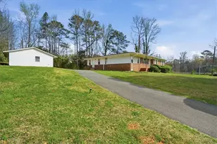 610 Oxbo Rd, Roswell, GA 30075 - Photo 39
