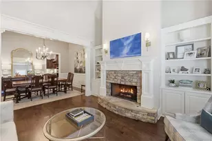 890 Candler St, Gainesville, GA 30501 - Photo 9