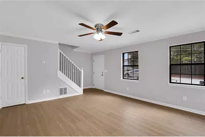 3033 Parkside Court, Snellville, GA 30078 - Photo 3