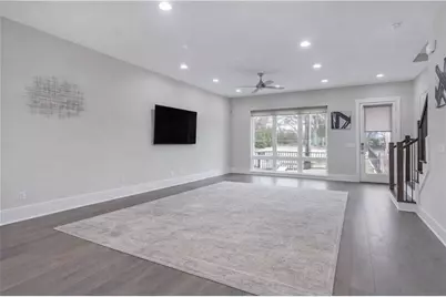 687 Banton Drives NW, Atlanta, GA 30318 - Photo 17