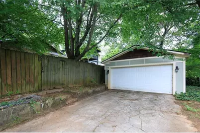 1656 Hosea L Williams Drive SE, Atlanta, GA 30317 - Photo 25