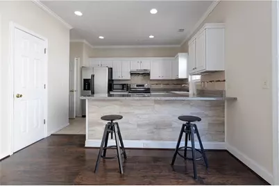 317 W Oaks Trail, Woodstock, GA 30188 - Photo 3