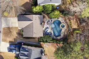 385 Cadeleigh Ct, Johns Creek, GA 30005 - Photo 31