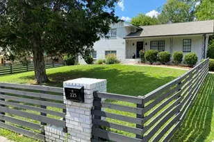 223 Fowler Cir NE, Marietta, GA 30060 - Photo 1