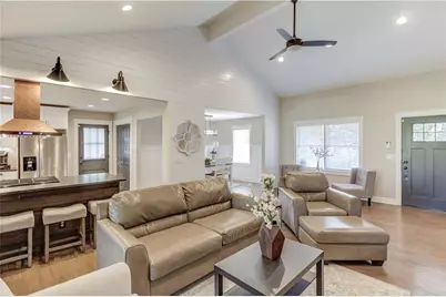 223 Fowler Circle NE, Marietta, GA 30060 - Photo 13